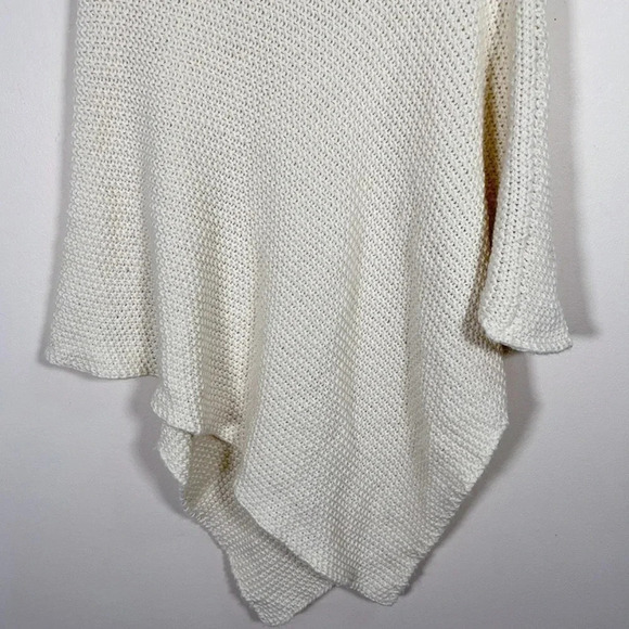 COCOGIÒ |  TURTLENECK SWEATER PONCHO - Picture 10 of 11